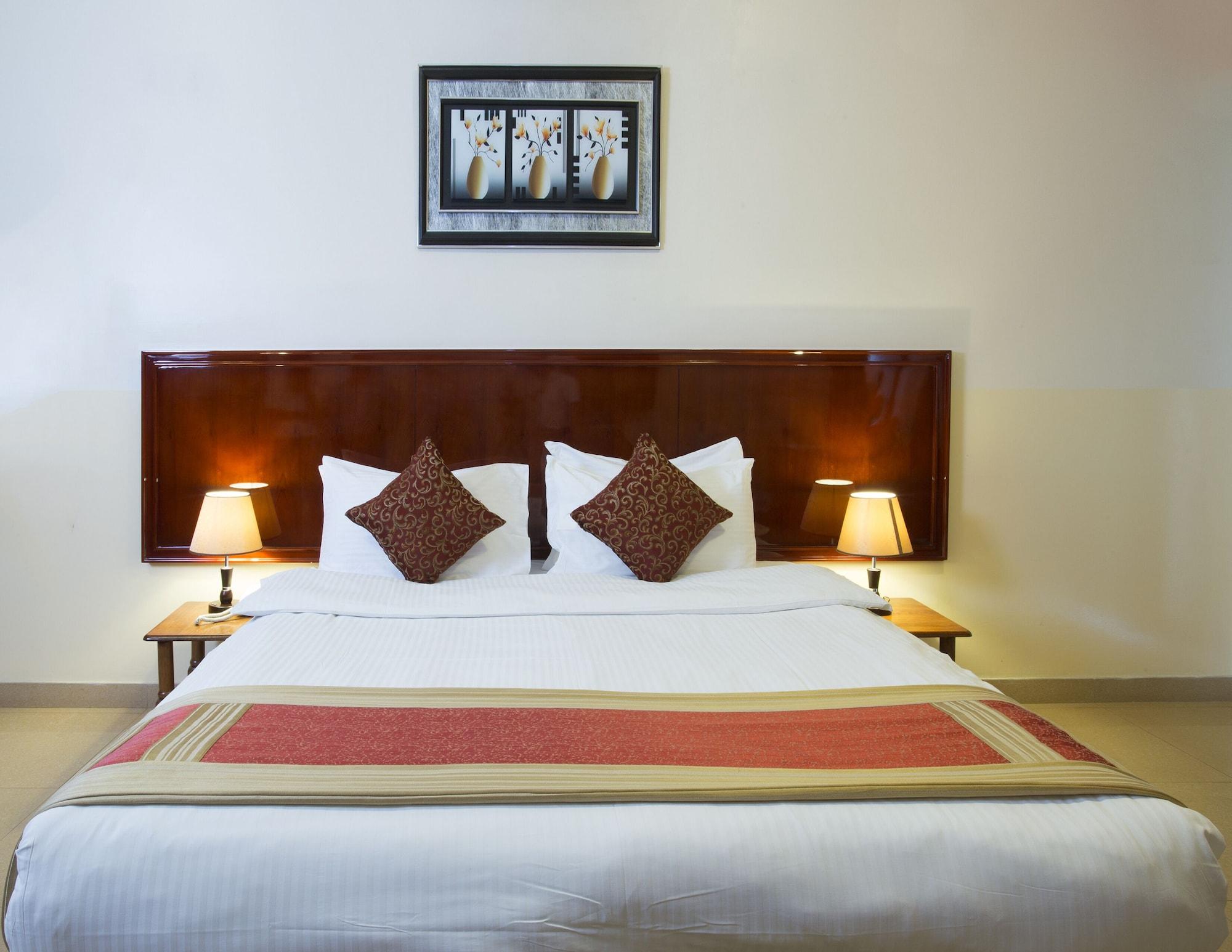 Safeer Plaza Hotel Маскат Экстерьер фото