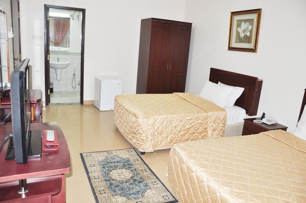 Safeer Plaza Hotel Маскат Экстерьер фото